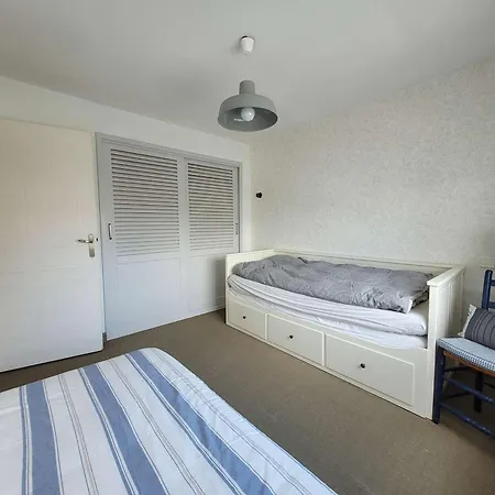 Apartment 2 Avec Balcon, A 100m De La - Fr-1-675-14