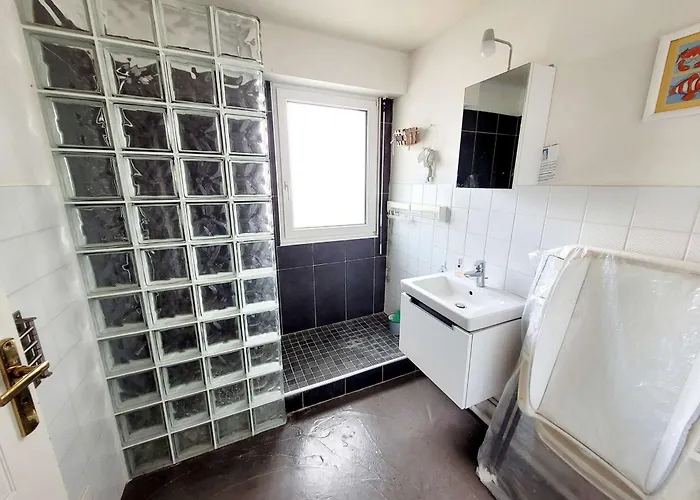 Appartamento 2 Avec Balcon, à 100m De La - Fr-1-675-14 *